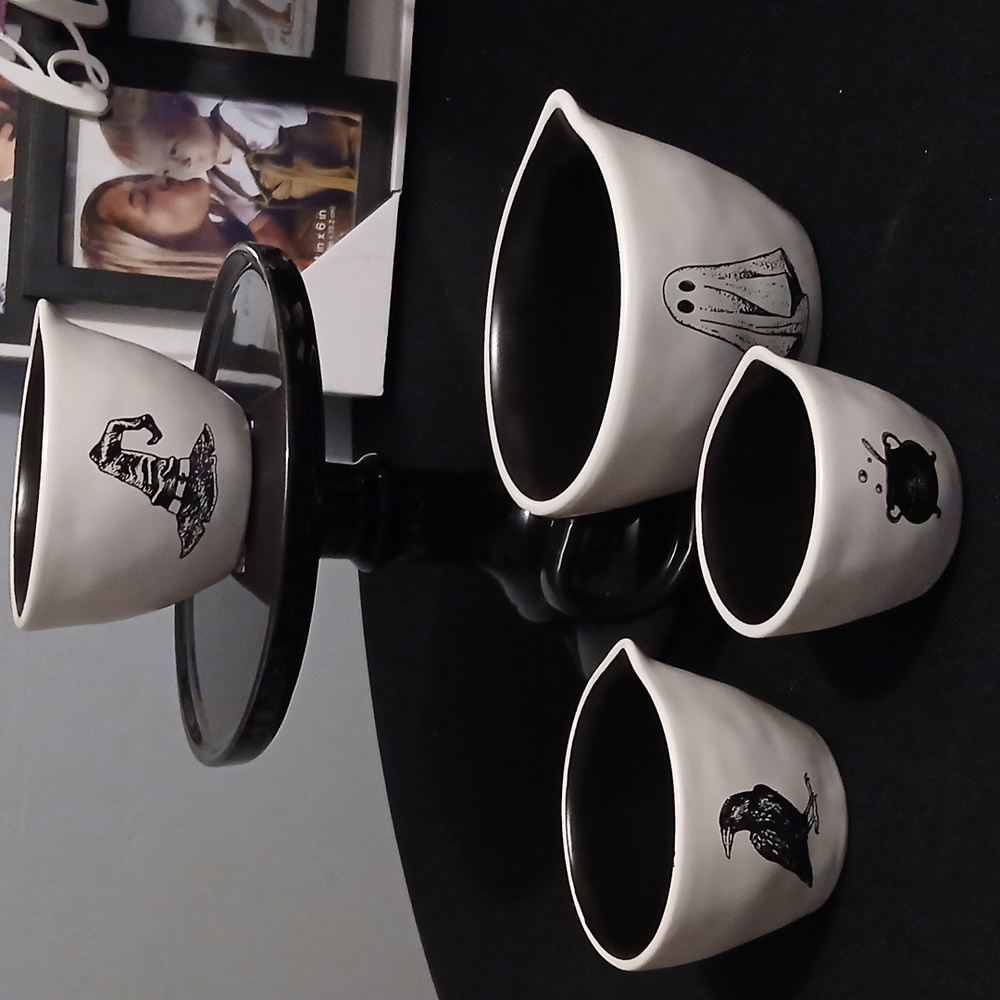 Rae Dunn Black and White Measuring Cups - Picture 6 of 6